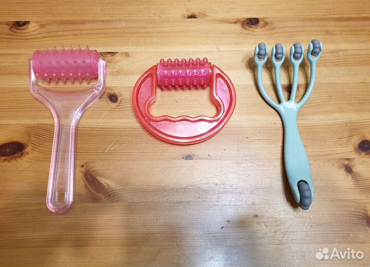 Три ручных массажера