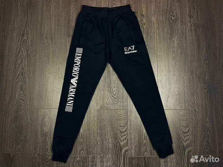 Спортивный костюм Emporio Armani