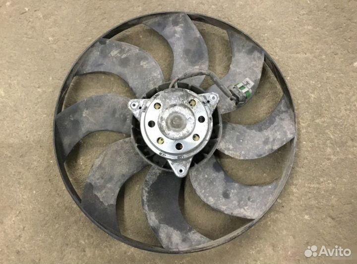 Вентилятор радиатора Форд Фокус 2 2005-2011