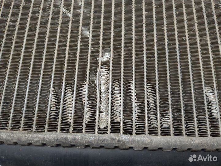 Радиатор охлаждения двигателя Suzuki Grand Vitara, 2005