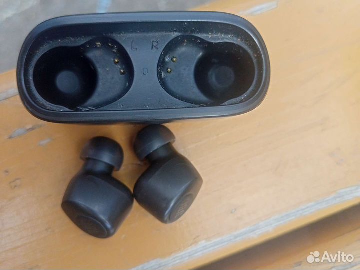 Беспроводные Наушники JBL.б/у