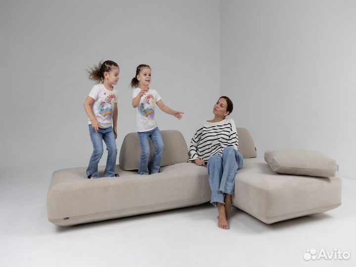 Диван со спальным местом 4400х1800 мм