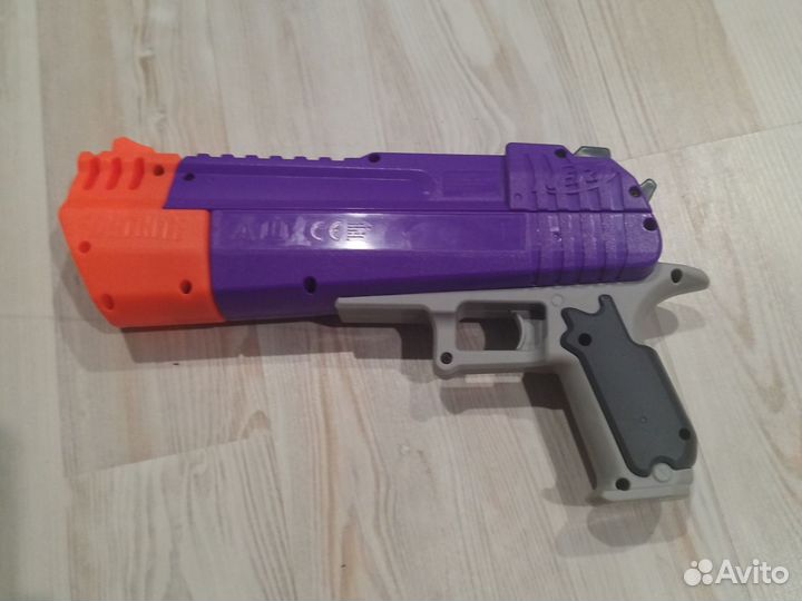 Бластер нерф