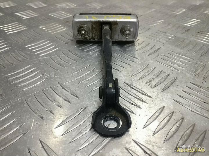 Ограничитель открывания двери Mazda 6 GJ (12) зад б/у (арт. GHP972270)