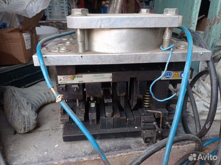 Пресс-матрица c пневмопрессом altec matriz C 640