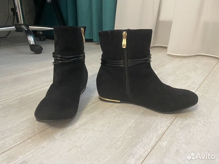 Сапоги женские