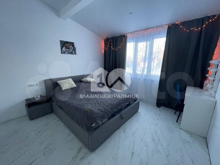 Дом 108 м² на участке 5 сот.