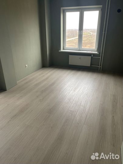 Укладка ламинат всего за 200 кв²