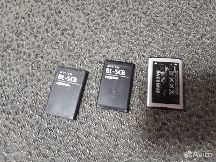 Аккумулятор 1шт. и телефон