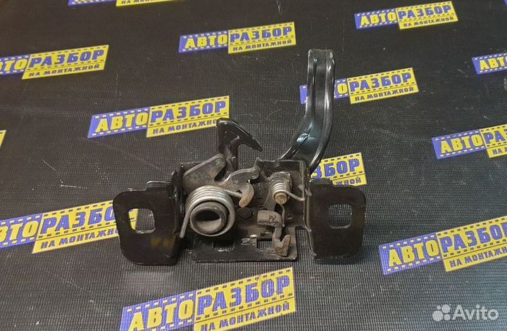 Замок капота Opel Astra J