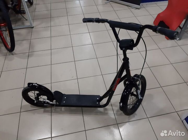 Самокат на надувных колесах