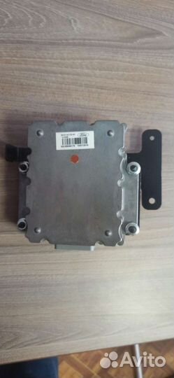 Блок управления на Ford 2274243