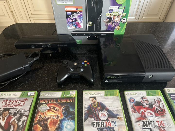 Xbox 360 E slim 250 gb+ киннект+ диски