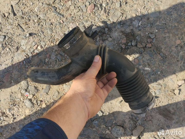 Патрубок Renault Scenic 2 1.6 бензин