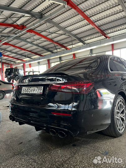 Сполеры на Мерседес 213 5.3 6.3