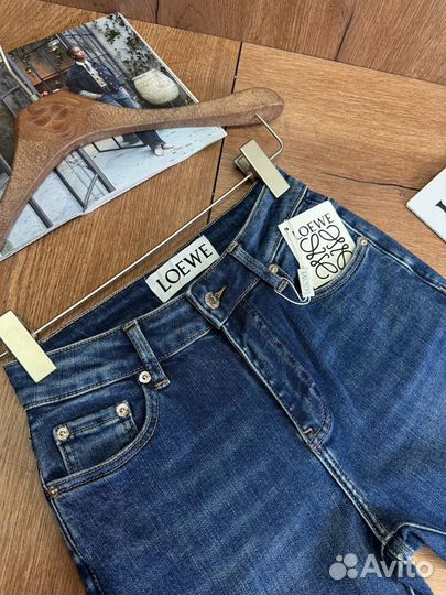 Джинсы loewe