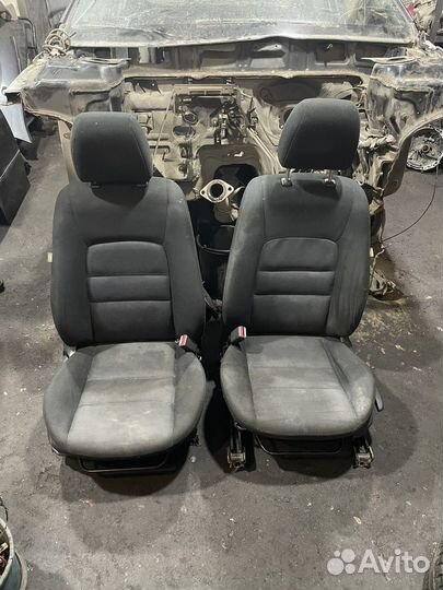 Mazda 6 GG Переднее сиденье