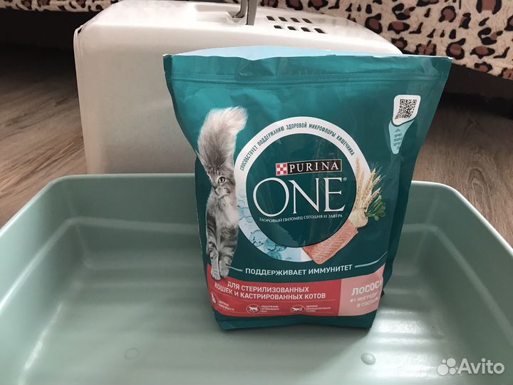 Закрытый лоток для кошек большой