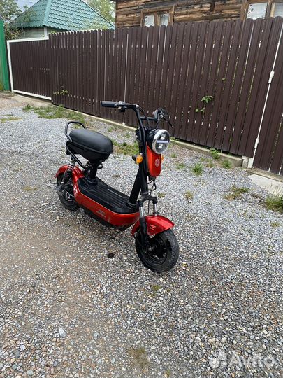 Электроскутер М17(Китай)