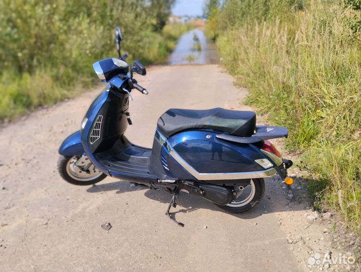 Скутер Nexus Classic 150