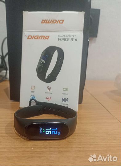 Браслет Digma B1A