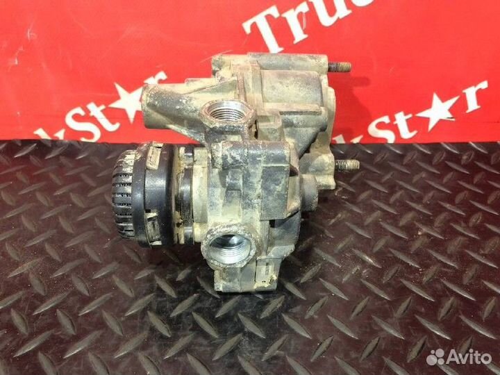 Клапан ускорительный