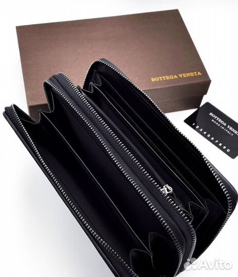 Мужское кожаное портмоне Bottega Veneta