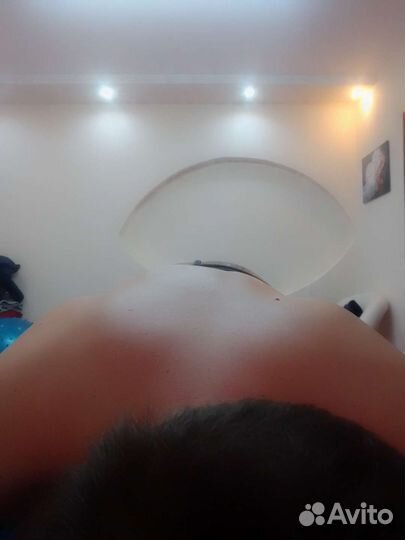 Массажист костоправ