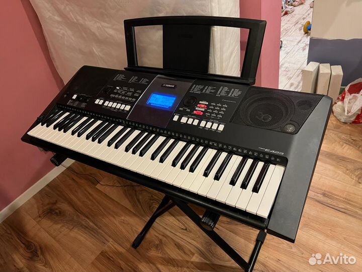 Синтезатор Yamaha psr-e423