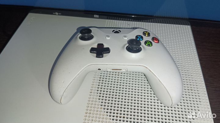 Xbox one s 1tb с дисководом