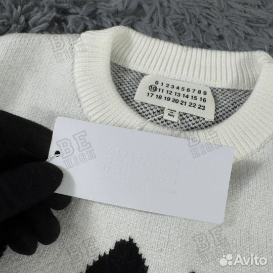 Maison margiela свитер белый MM6