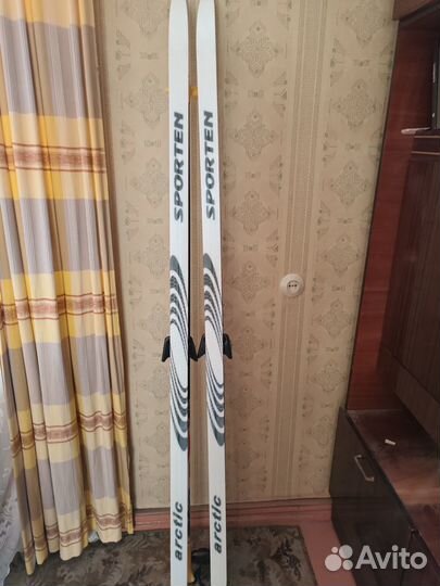 Лыжи беговые Sporten, в комплекте палки и ботинки