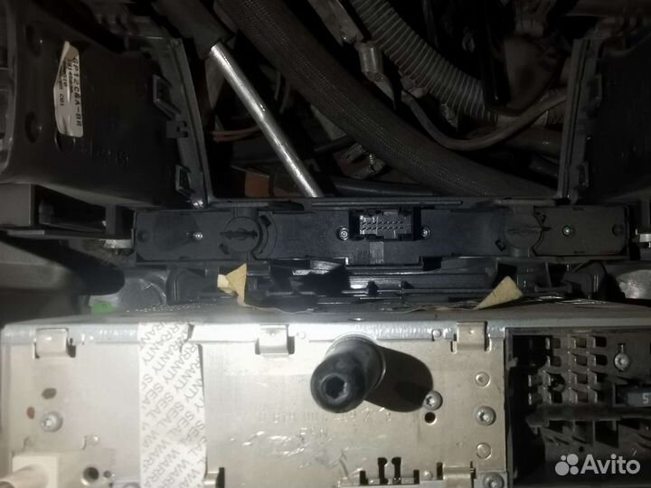 Блок кнопок аварийки Опель Зафира В