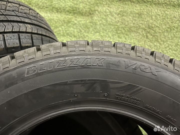 Bridgestone Blizzak VRX 225/60 R16 98S