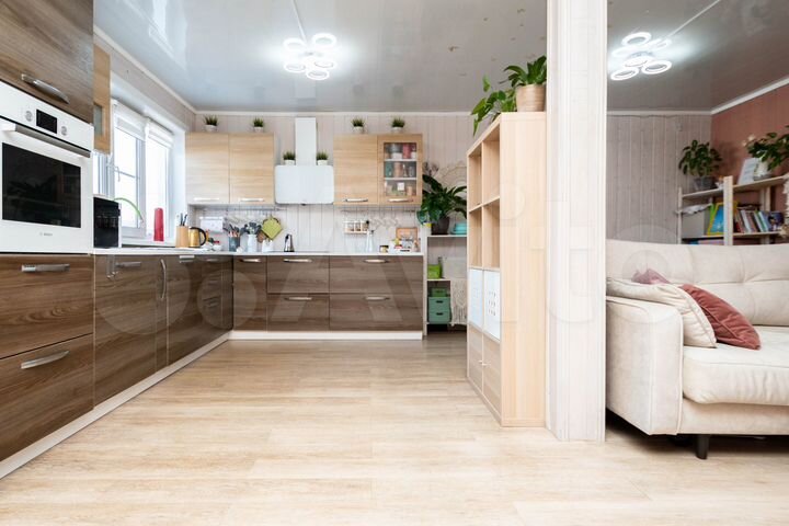 Дом 83 м² на участке 5 сот.