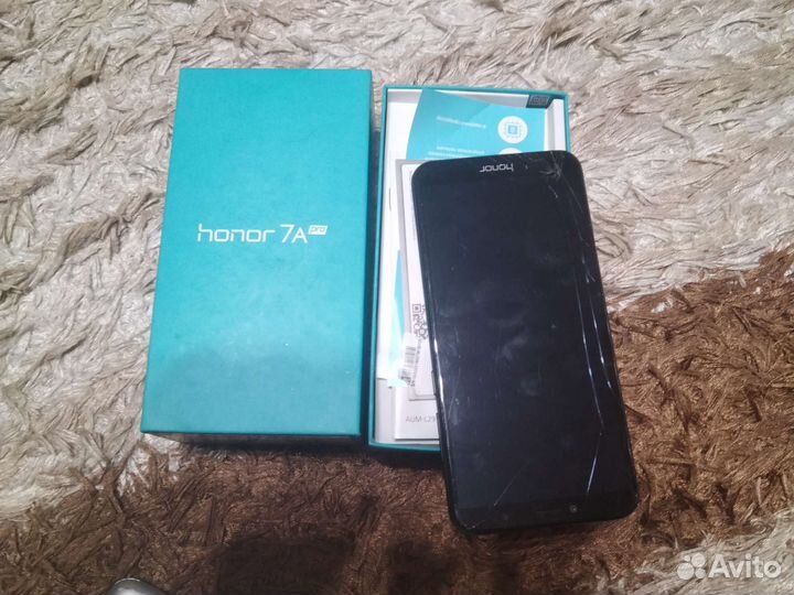 Телефон honor 7a pro