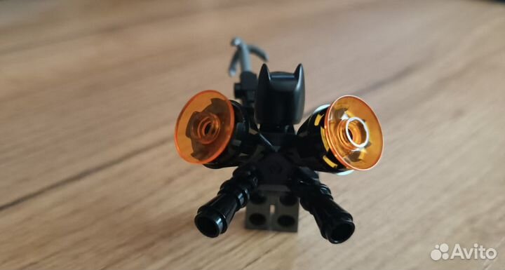 Лего Бэтмэн - книга с фигуркой