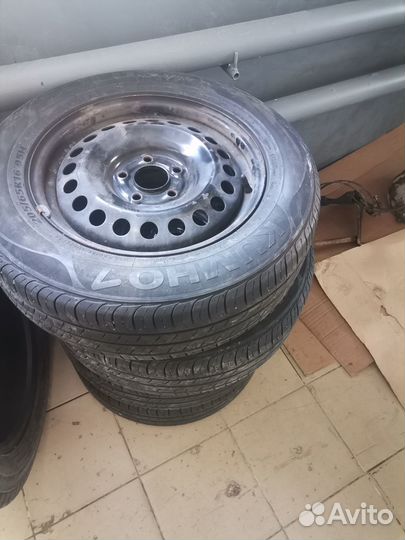 Acustica Challenger 2.25/4.5 R4