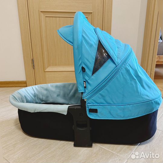 Коляска для двойни
