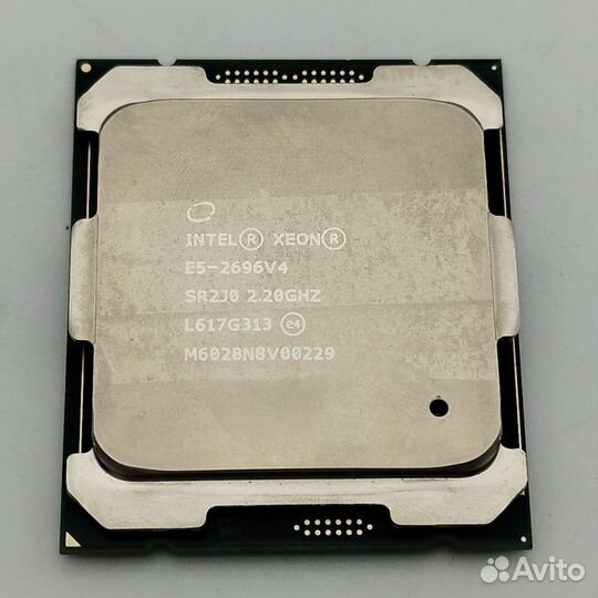Процессор Intel Xeon E5-2696v4