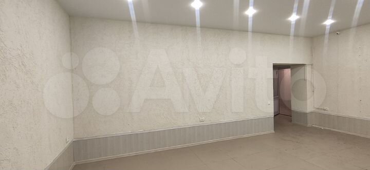 Помещение, 36м2, новый ремонт, первая линия