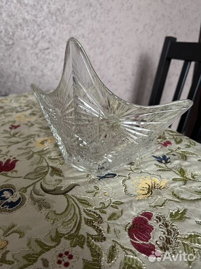 Ваза хрустальная