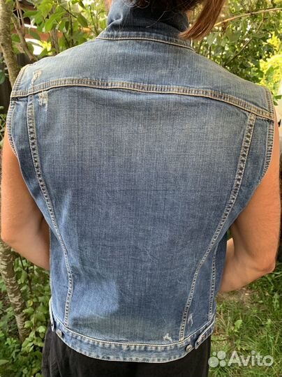 Dsquared безрукавка