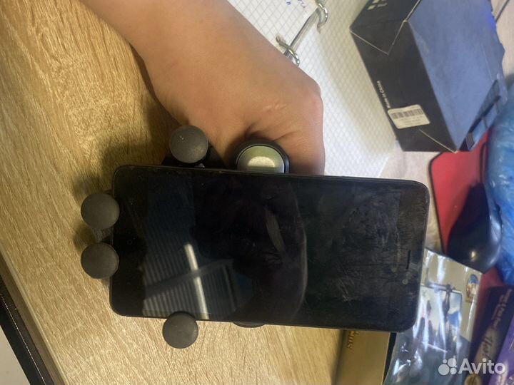 Держатель для телефона в машину