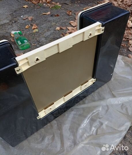 Шкафчик для бритья на дачу