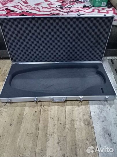 Кейс для музыкального инструмента