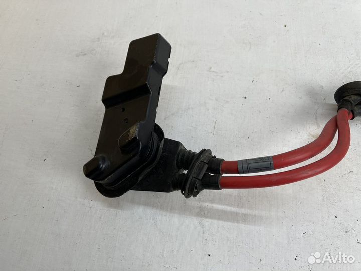 Клемма аккумуляторная для BMW E65\E66