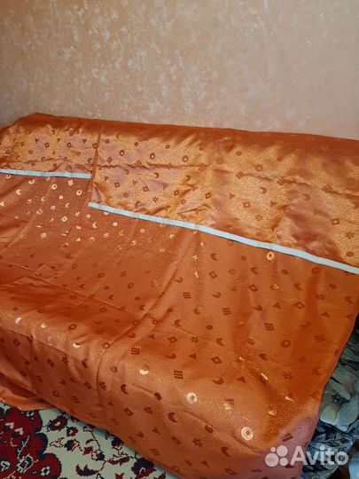 Портьеры атласные абрикос.цвета,новые