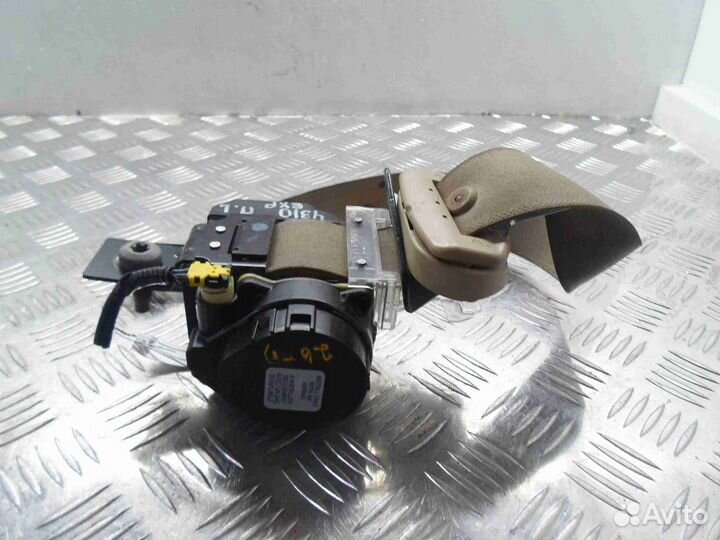 Ремень безопасности Ford Explorer 4