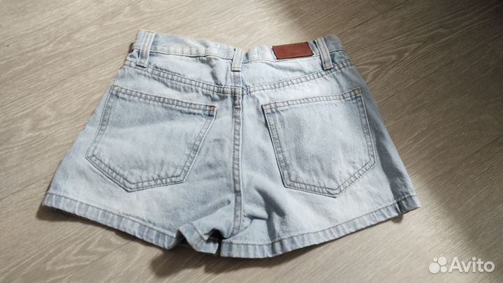 Джинсовые шорты